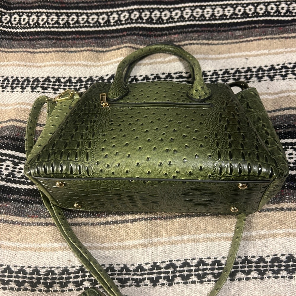 Olive Green Textured Satchel Handbag with Matching Wallet - Picture 4 of 4